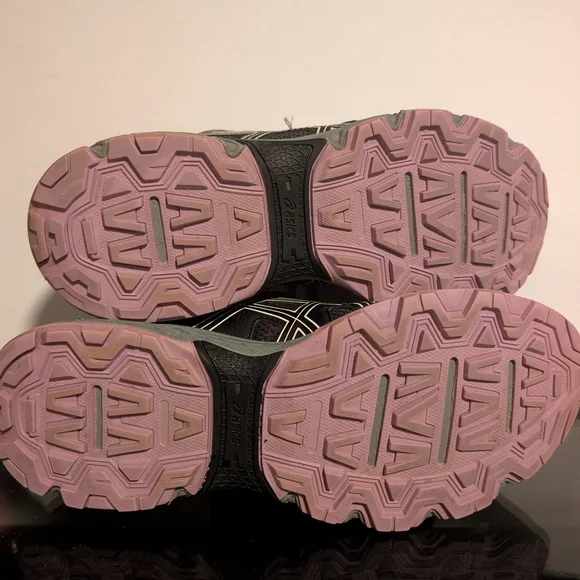 ASICS Women's Gel-Venture 8 Black Running Shoes Size 9 - Picture 6 of 8